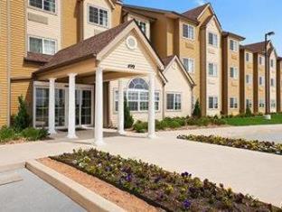 Microtel Inn & Suites Котулла Номер фото