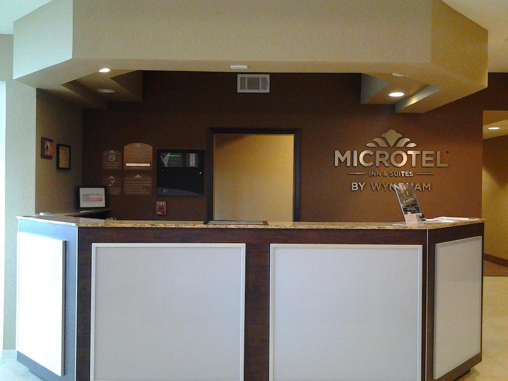 Microtel Inn & Suites Котулла Экстерьер фото