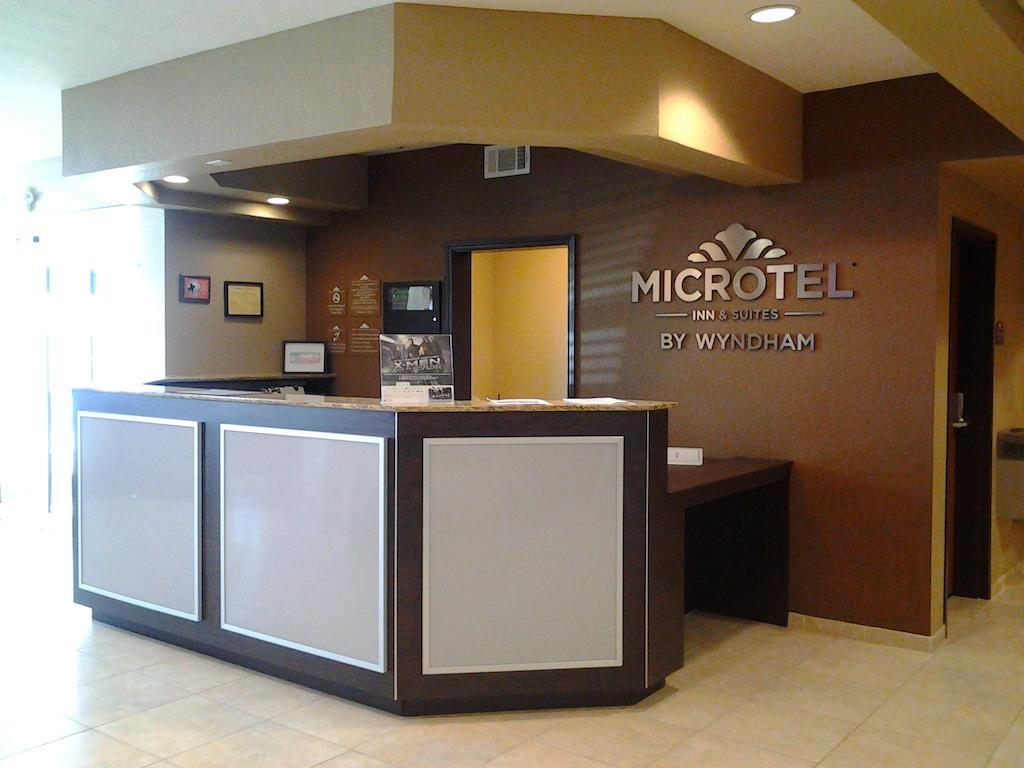 Microtel Inn & Suites Котулла Экстерьер фото