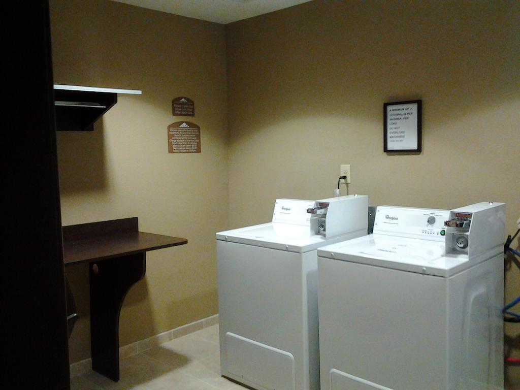 Microtel Inn & Suites Котулла Экстерьер фото