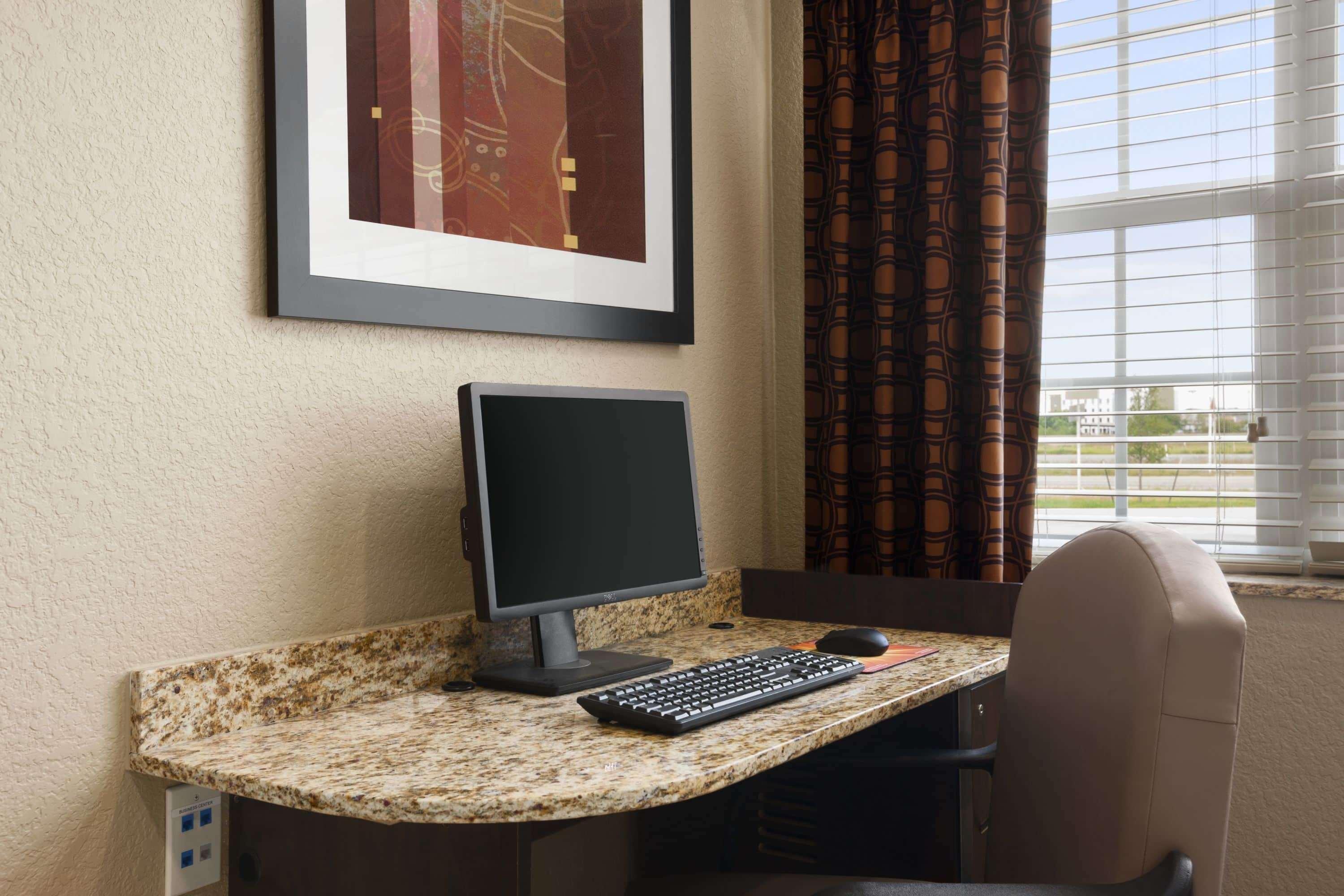 Microtel Inn & Suites Котулла Экстерьер фото