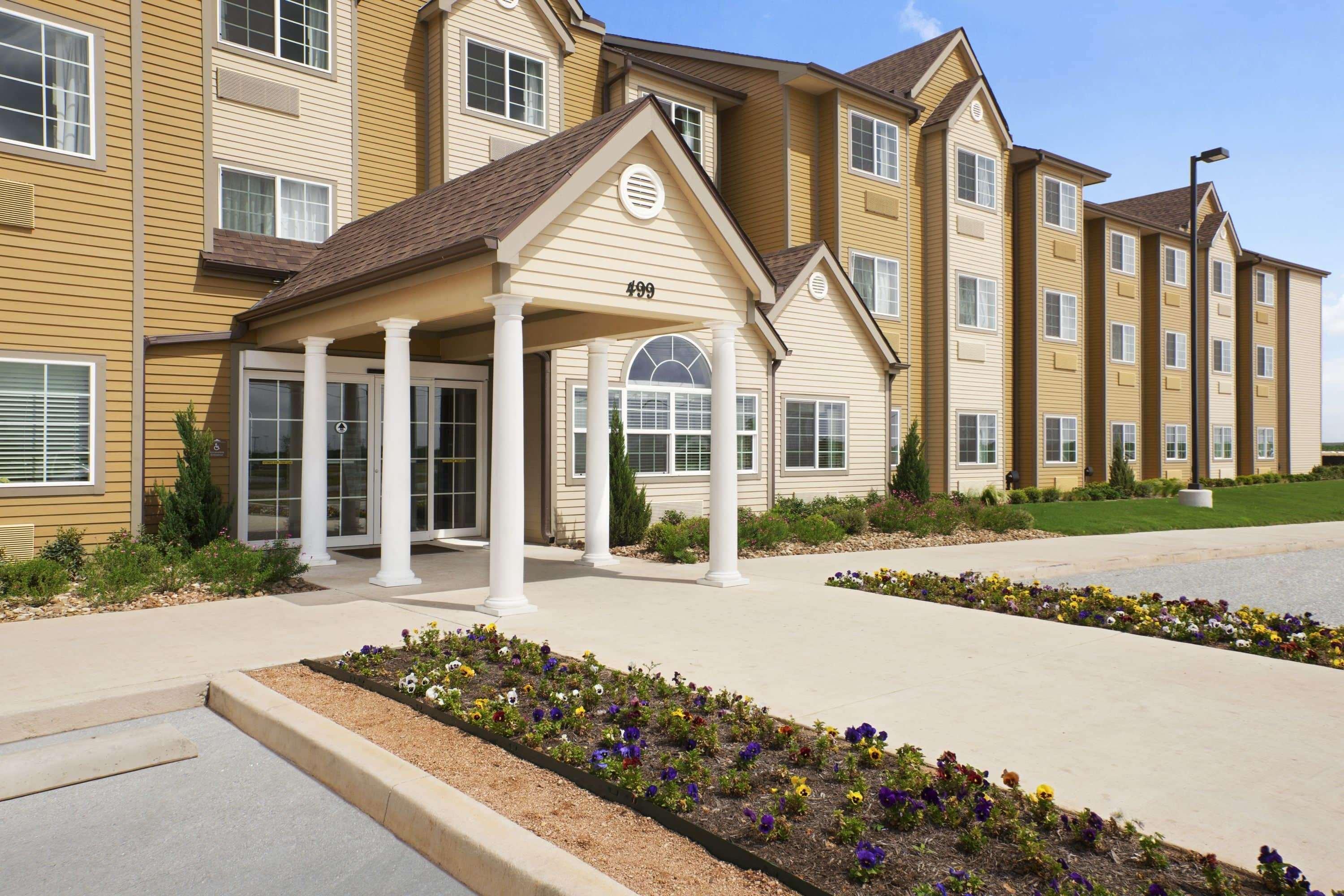 Microtel Inn & Suites Котулла Экстерьер фото